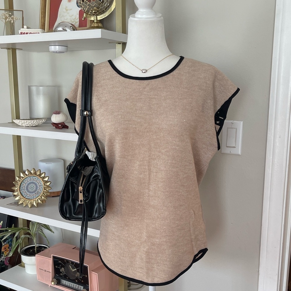 Forever 21 Black Lace-Up Top Size M